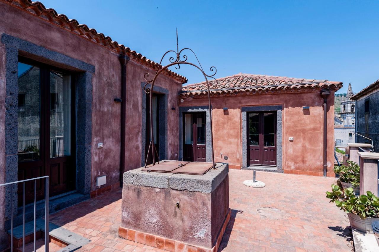 Gli Iris Apartments By Wonderful Italy Linguaglossa Exterior foto